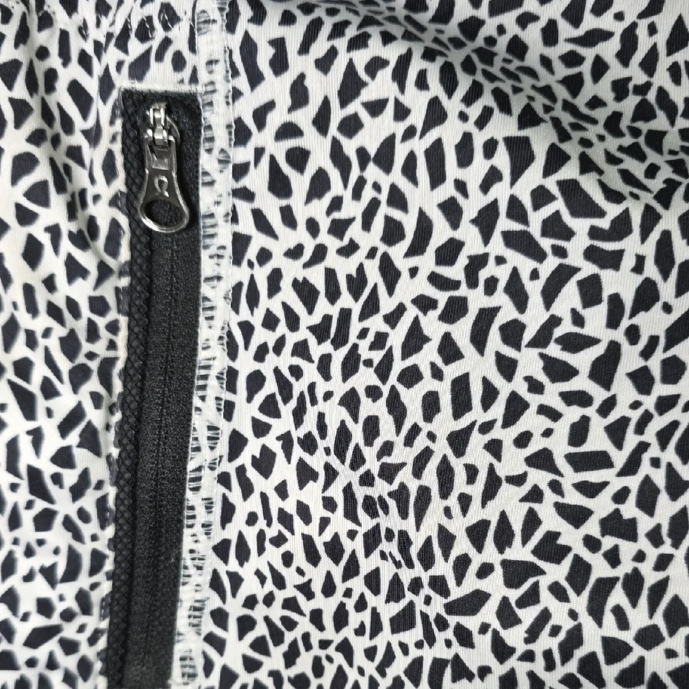 lululemon athletica sleek black